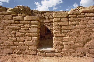 Überreste der Pueblo-Indianerwohnungen, gebaut im 11.-14. Jahrhundert von Unbekannt Unbekannt